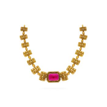 Elegant Design Gold Necklace