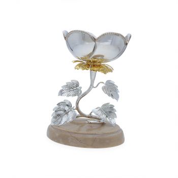 Fabulous Silver Showpiece for decoration 