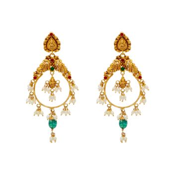 Adorn Your Ears with Chandbali Opulence