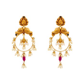  Adorn Your Ears with Timeless Chandbali 