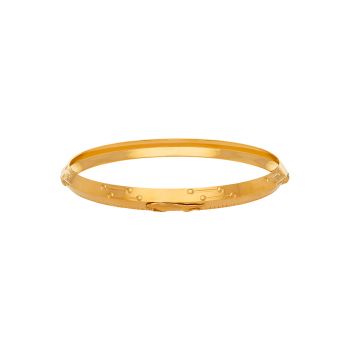 Embossed Elegance: Adorning Your Wrist with a Gold Kada